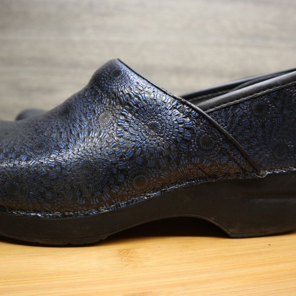 Dansko Black Textured Leather Clogs - Picture 10 of 16